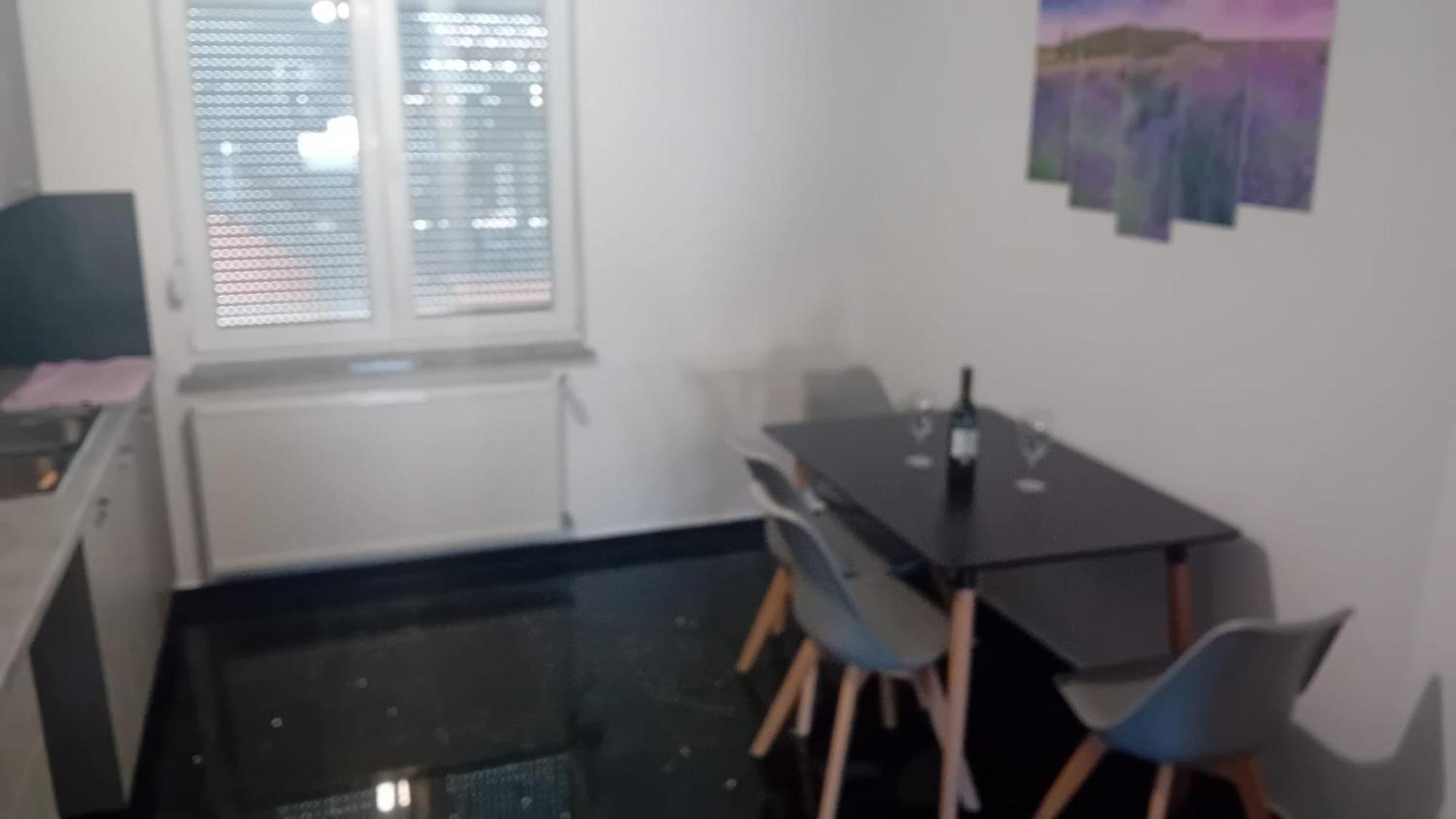 Apartman De 大戈里察 外观 照片