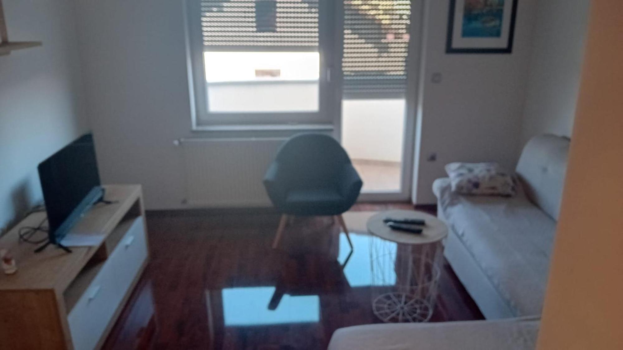 Apartman De 大戈里察 外观 照片